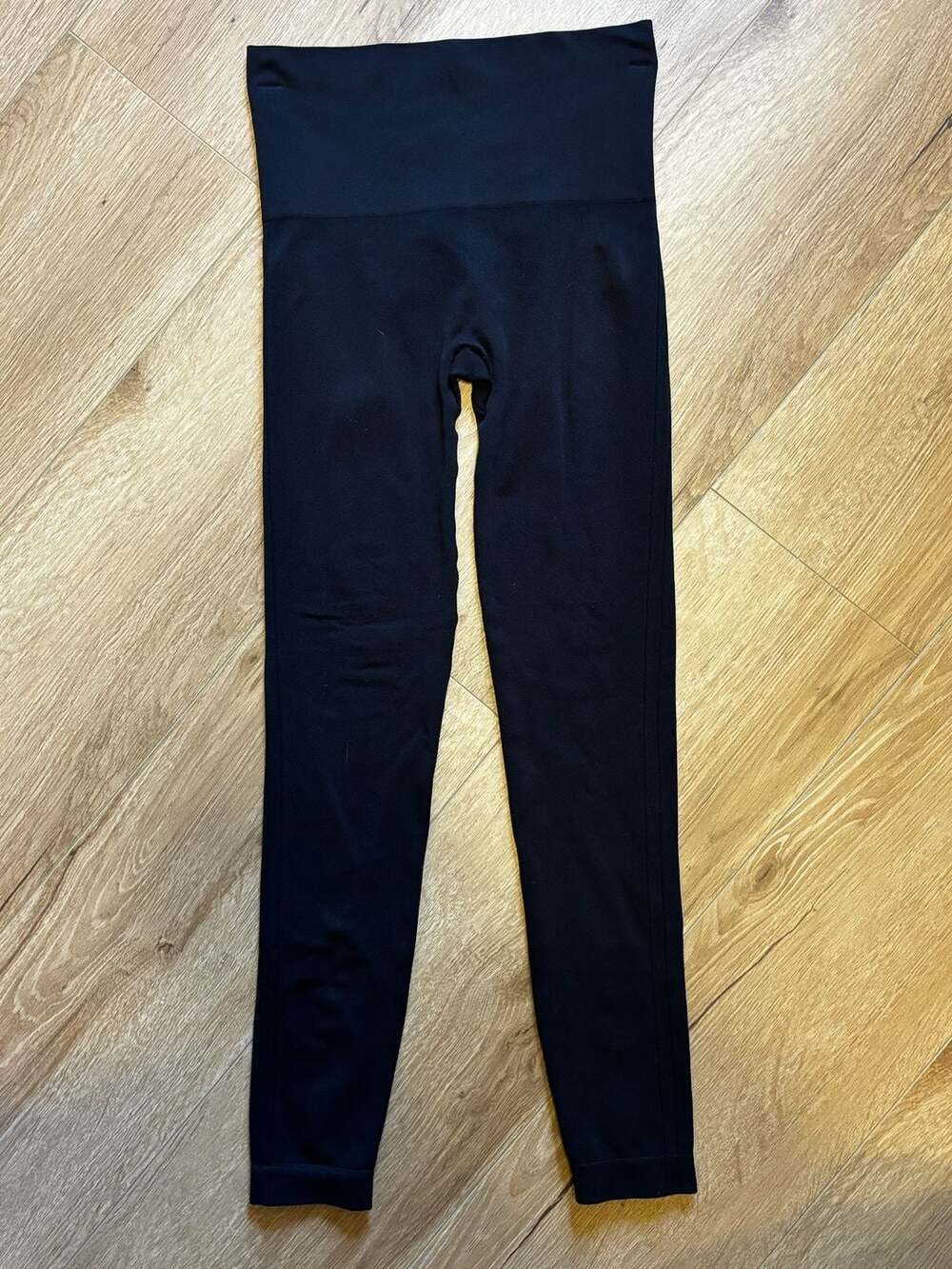 Spanx High-Waisted Seamless Leggings Black Size S